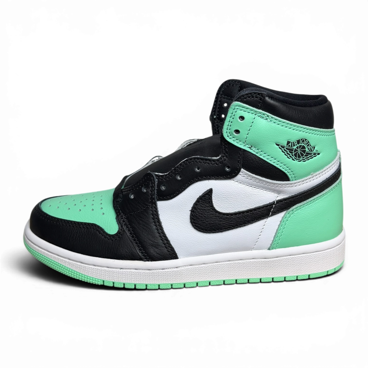 Air Jordan 1 Retro High OG White/ Black-Green Glow DZ5485-130